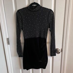 Windsor Black Mesh and Velvet Rhinestone Sparkle Size Large dress like new
